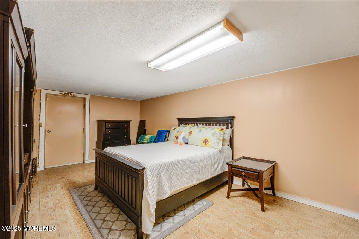 267 Sweetmans Lane, Millstone, New Jersey image 18