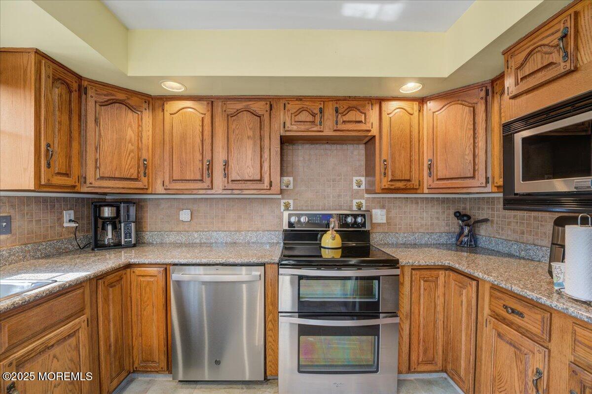 267 Sweetmans Lane, Millstone, New Jersey image 8