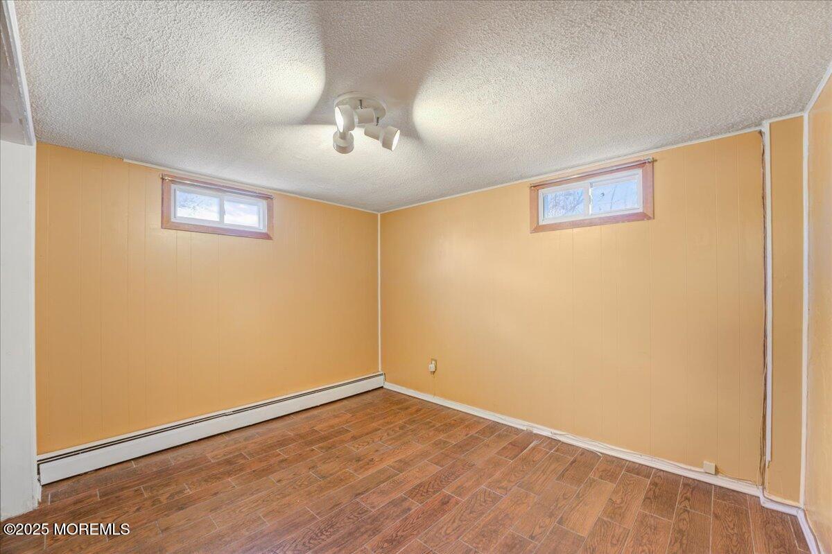 267 Sweetmans Lane, Millstone, New Jersey image 16