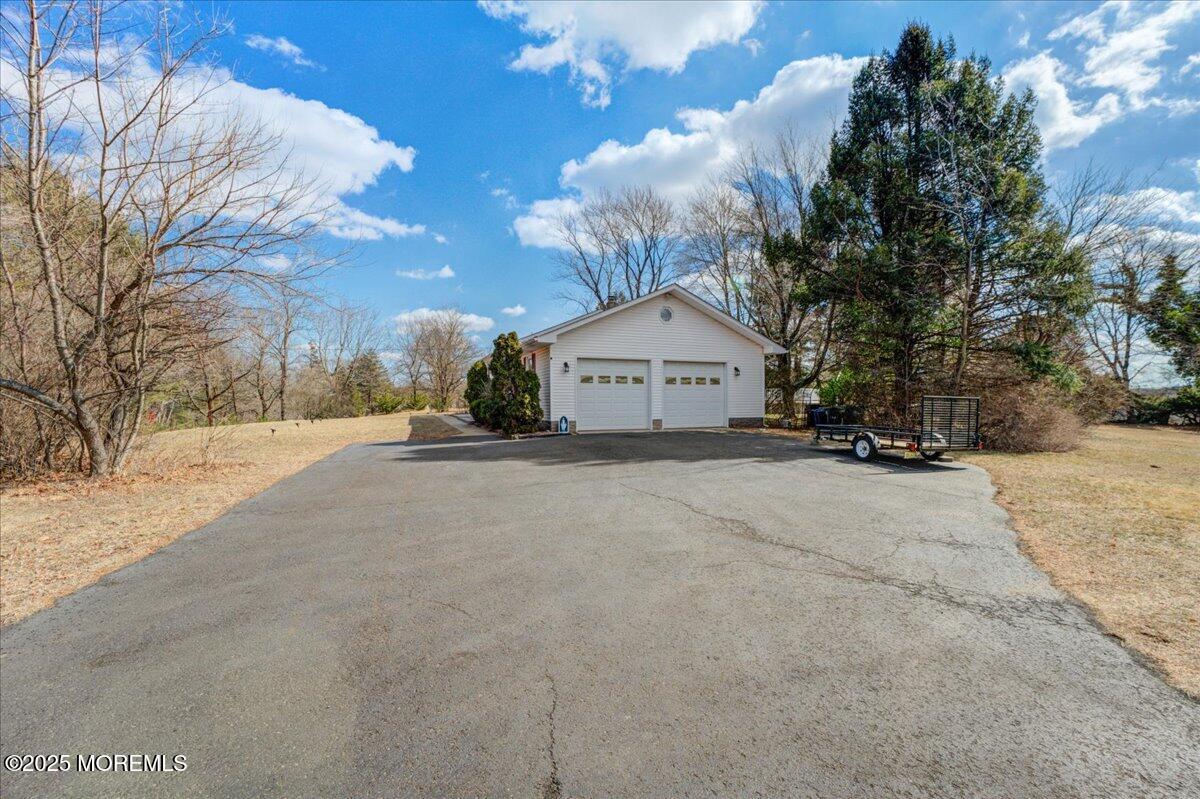 267 Sweetmans Lane, Millstone, New Jersey image 29