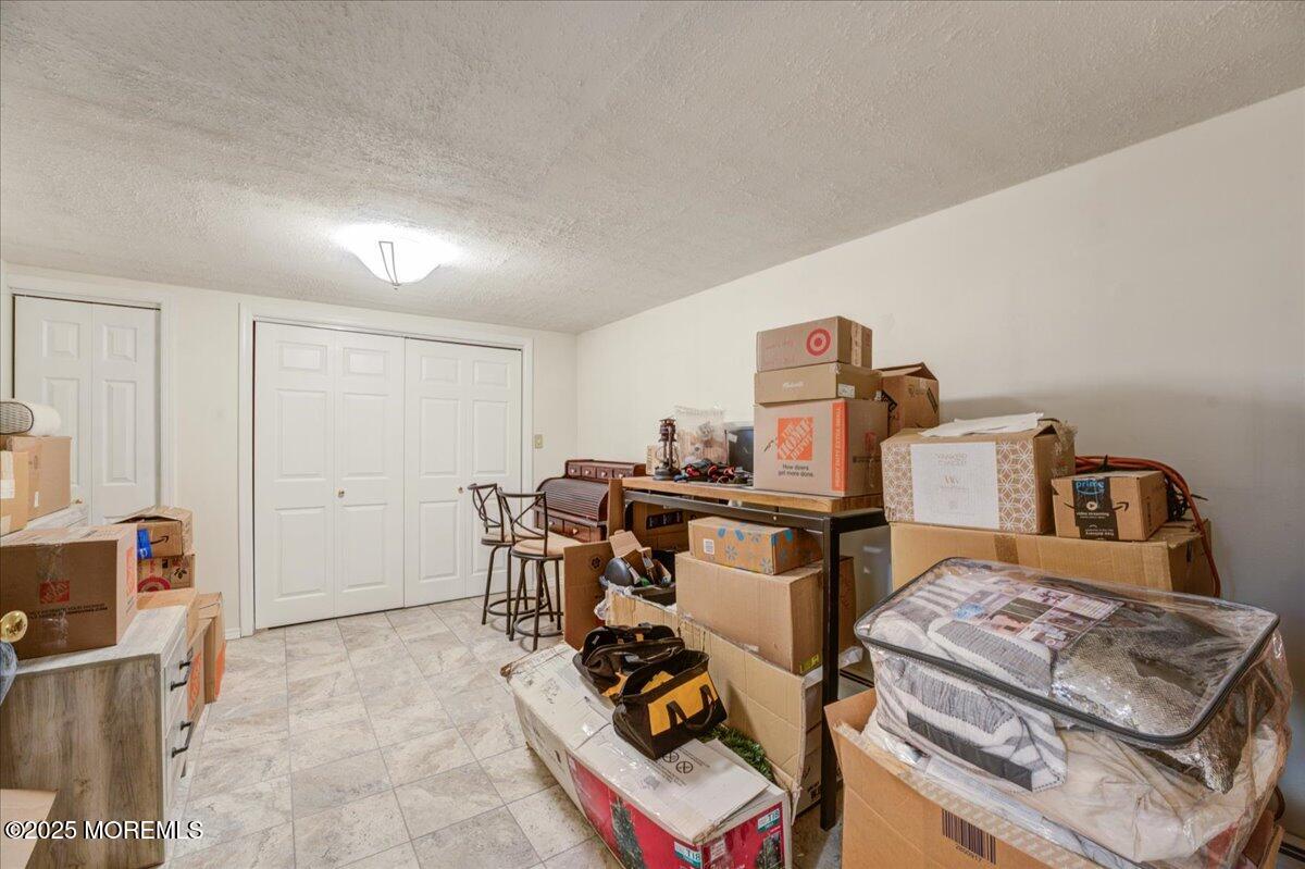 267 Sweetmans Lane, Millstone, New Jersey image 17