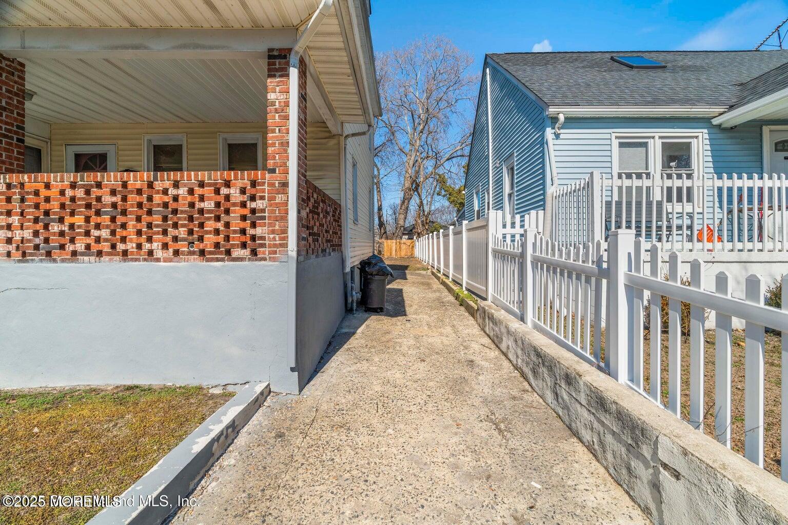 1417 Mattison Avenue