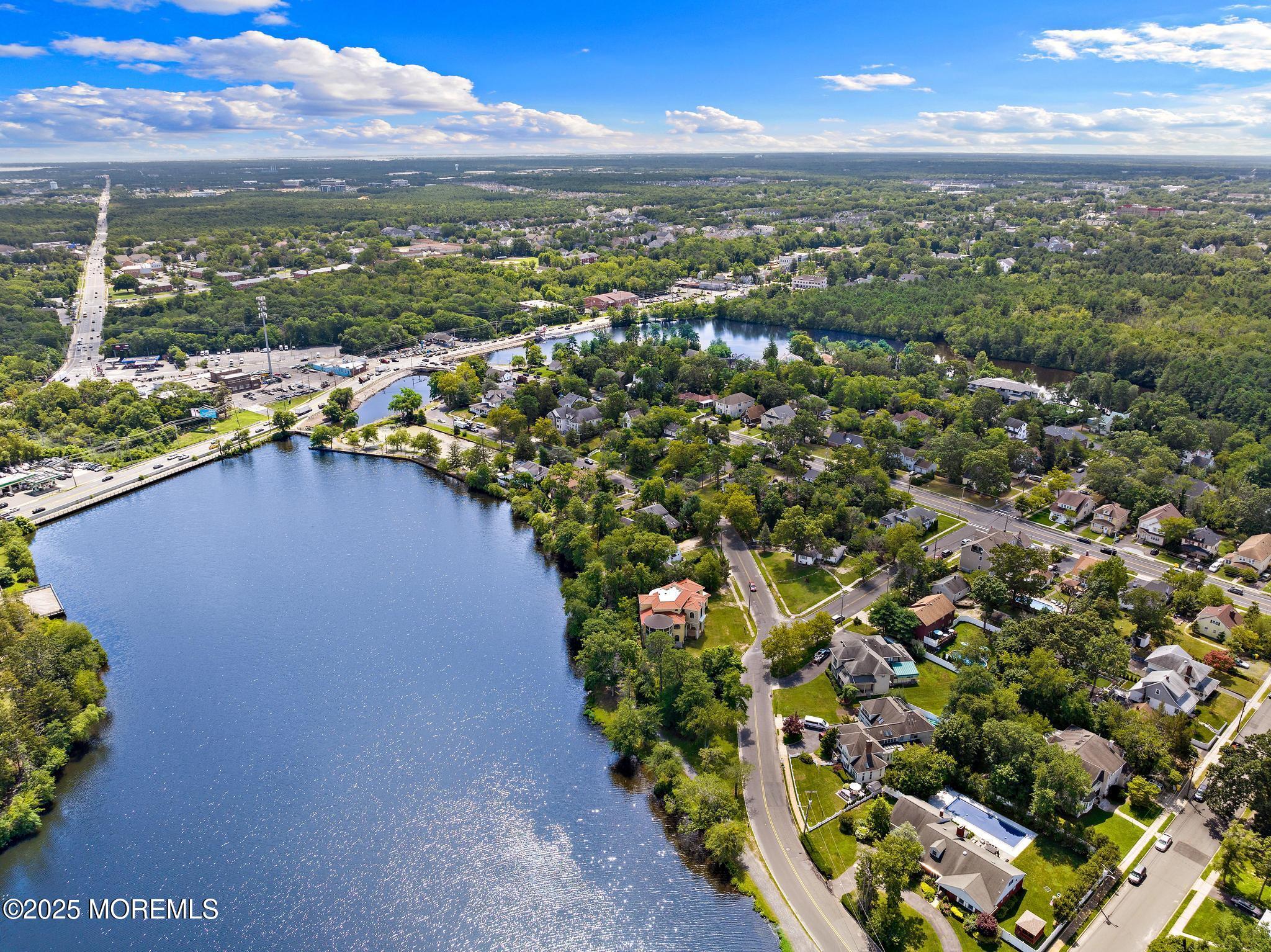 107 S Lake Drive, Lakewood, New Jersey image 10