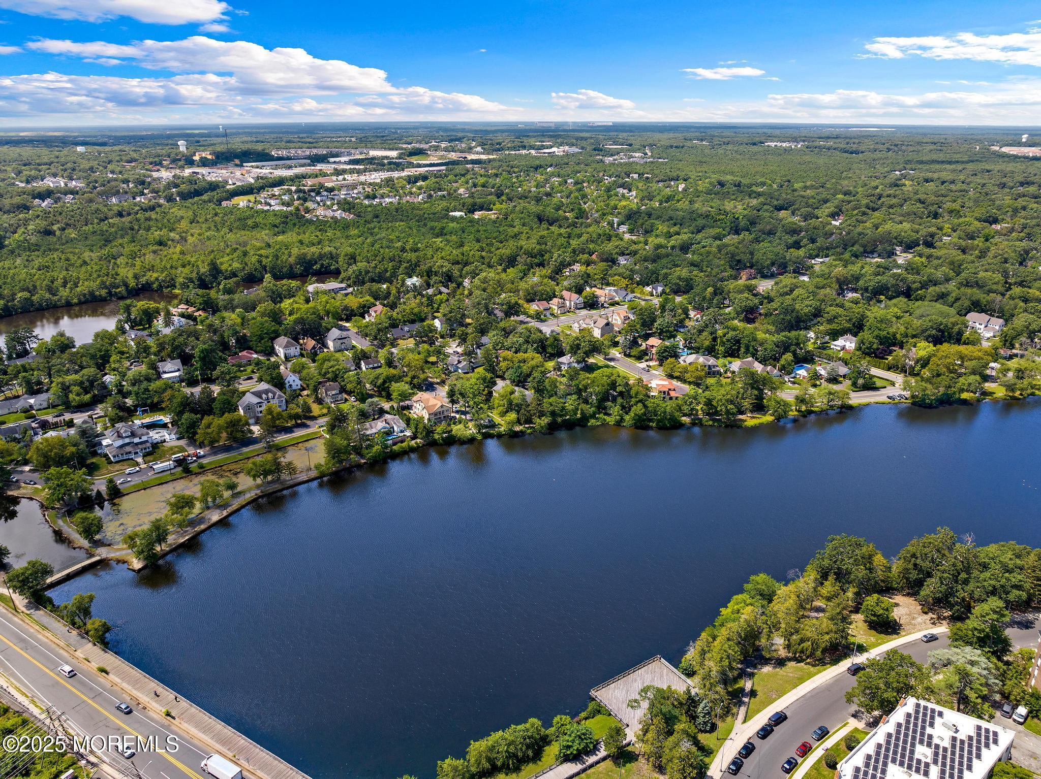 107 S Lake Drive, Lakewood, New Jersey image 8