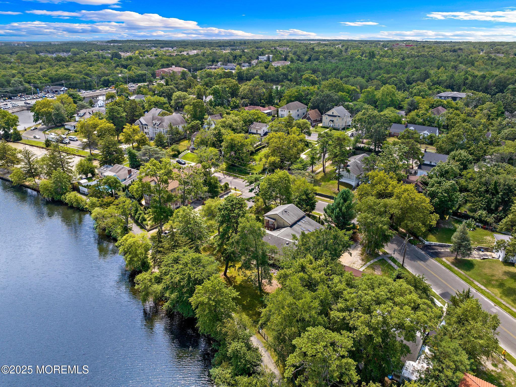 107 S Lake Drive, Lakewood, New Jersey image 20