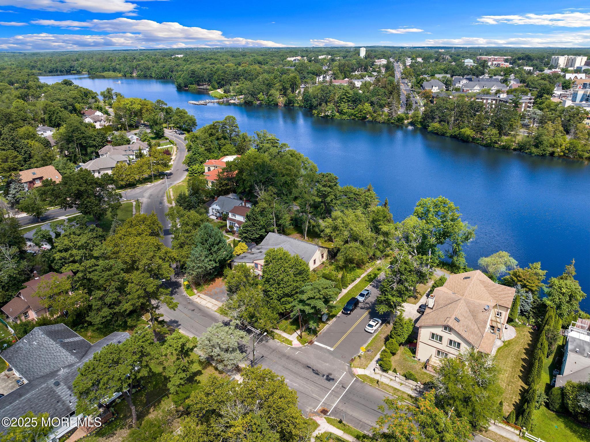 107 S Lake Drive, Lakewood, New Jersey image 16