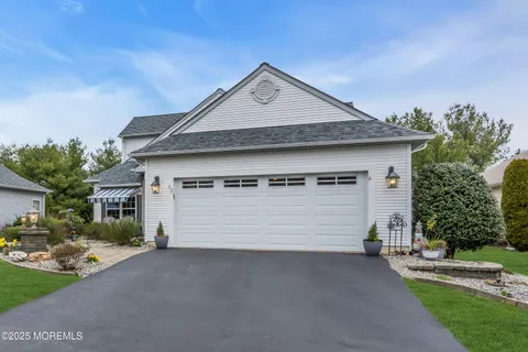 MLS: 22513705