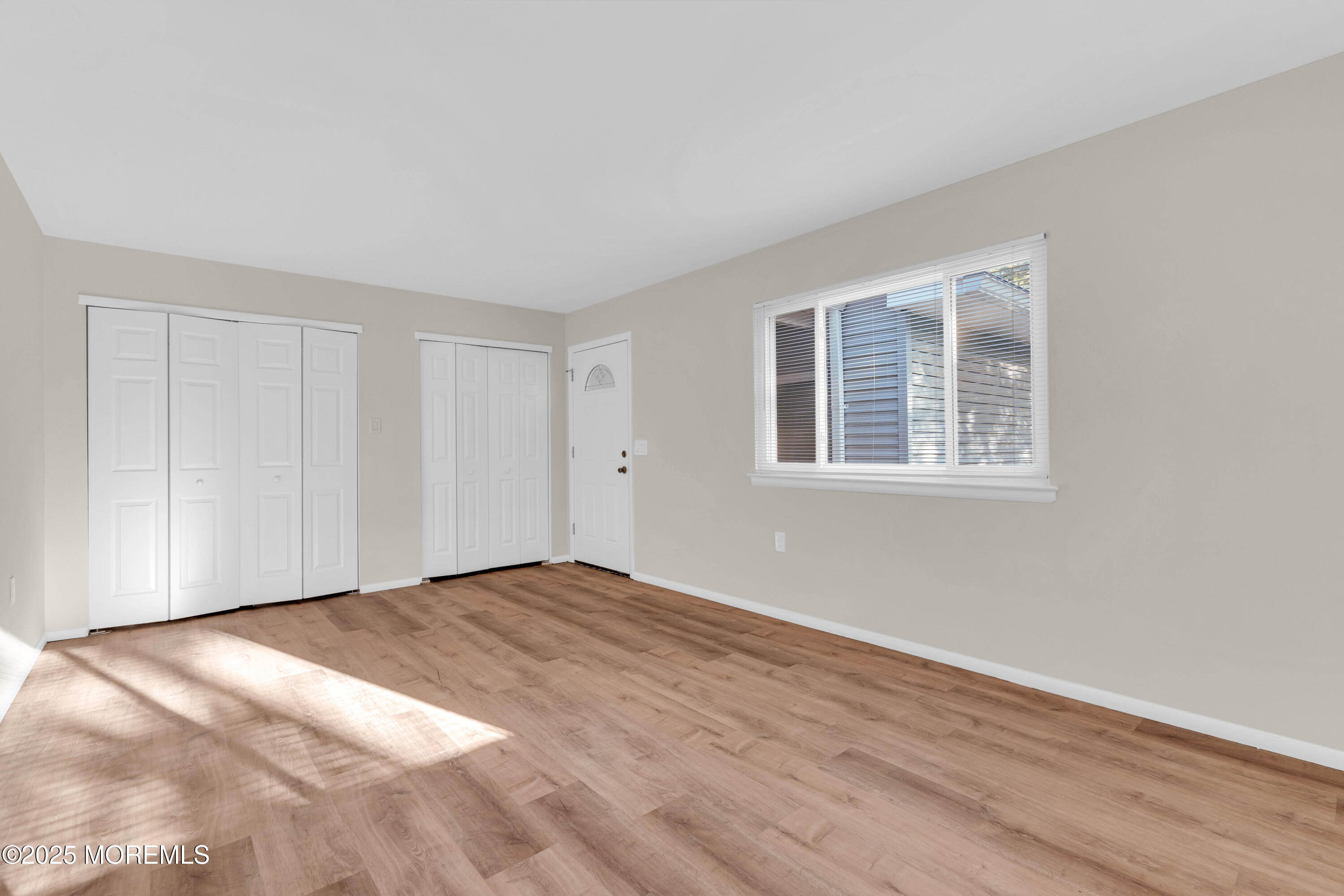 8 Debbie Drive