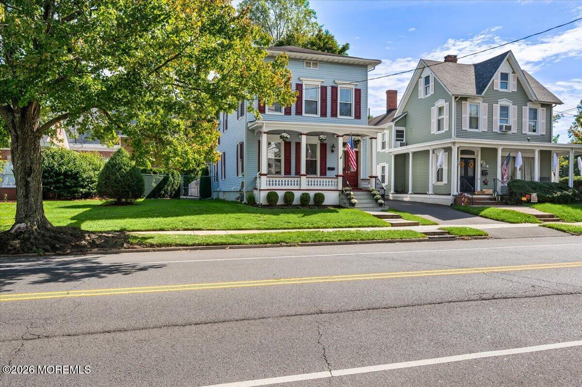 102 W Main Street