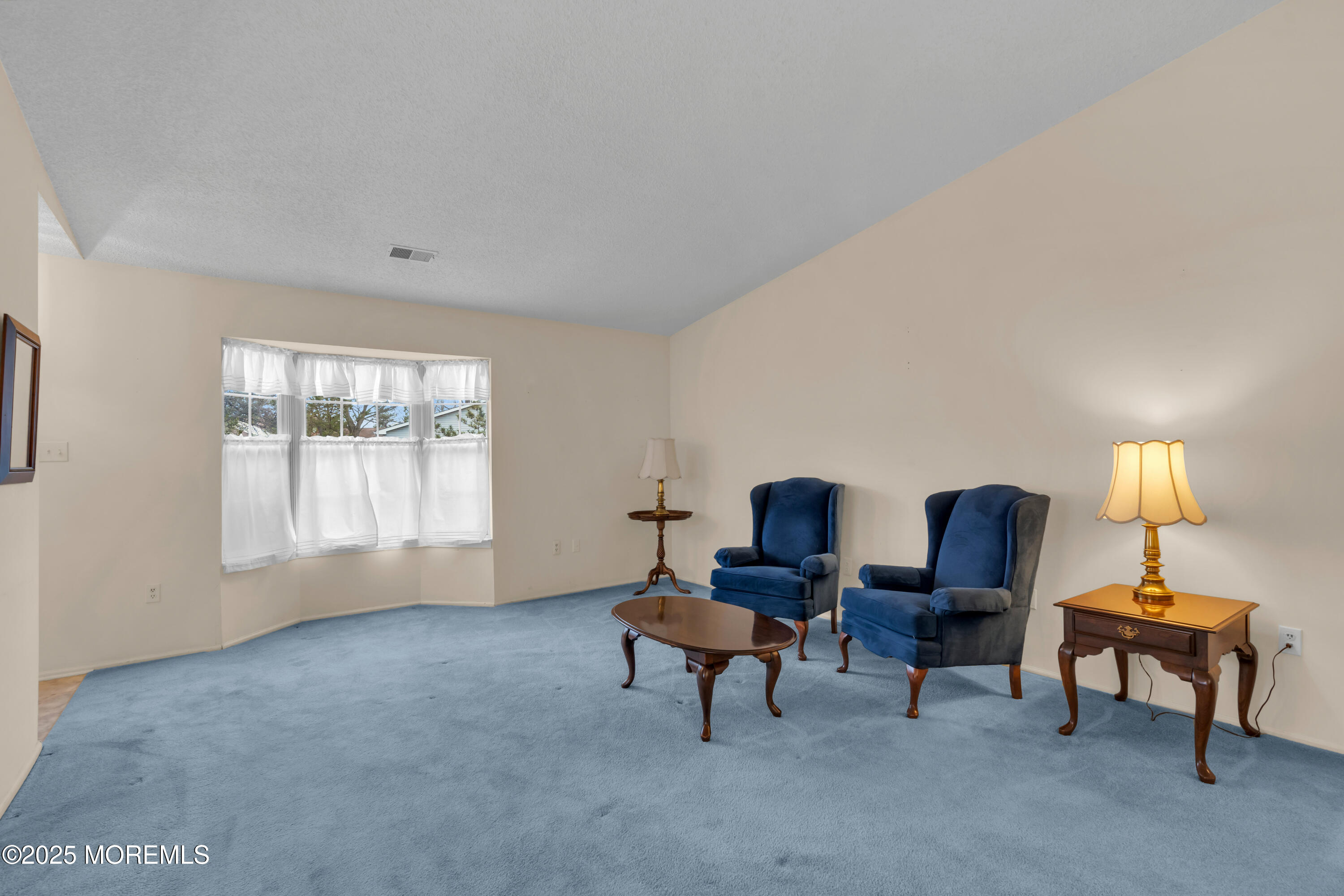 46 Edgeware Close #1000, Freehold, New Jersey image 6