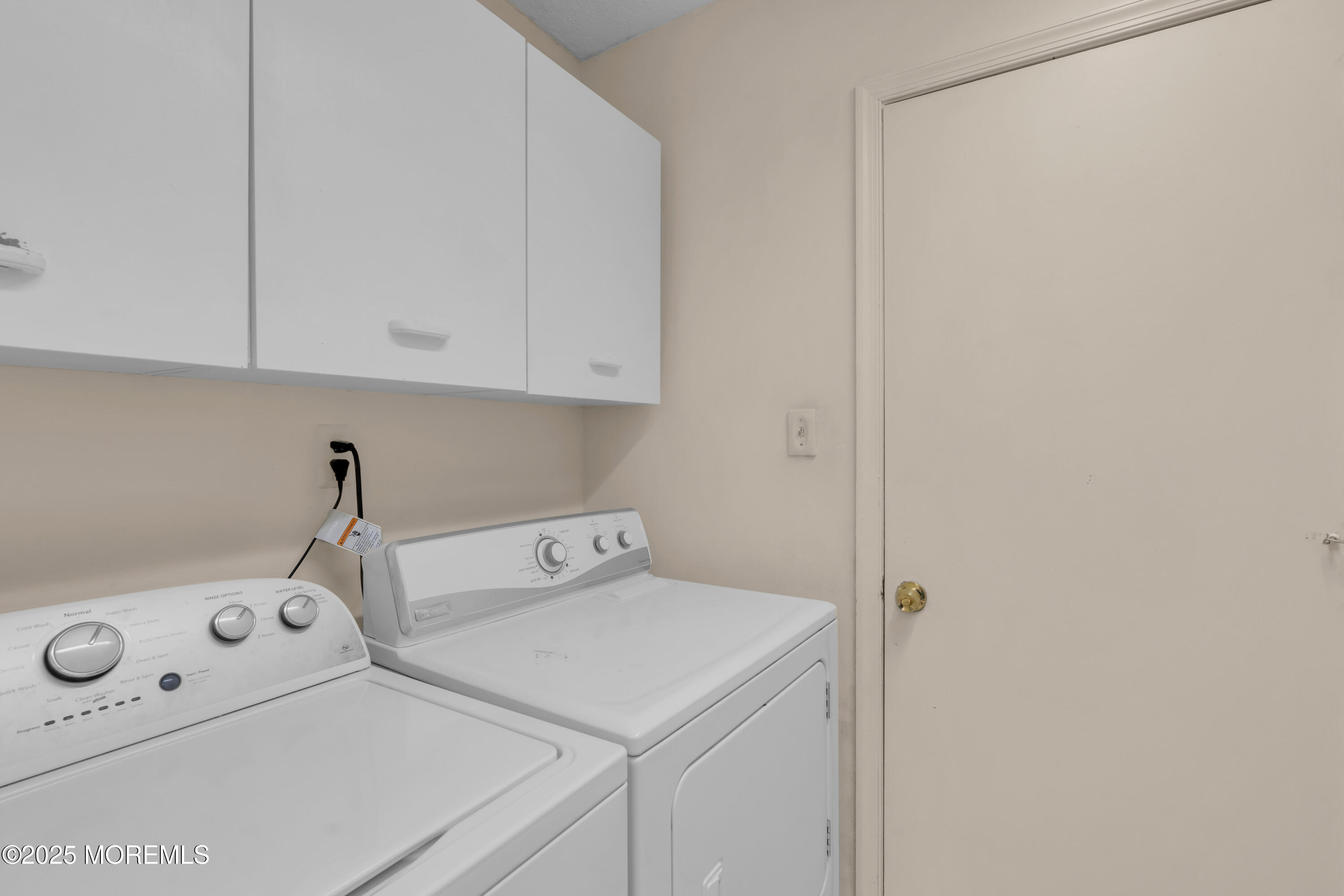 46 Edgeware Close #1000, Freehold, New Jersey image 22