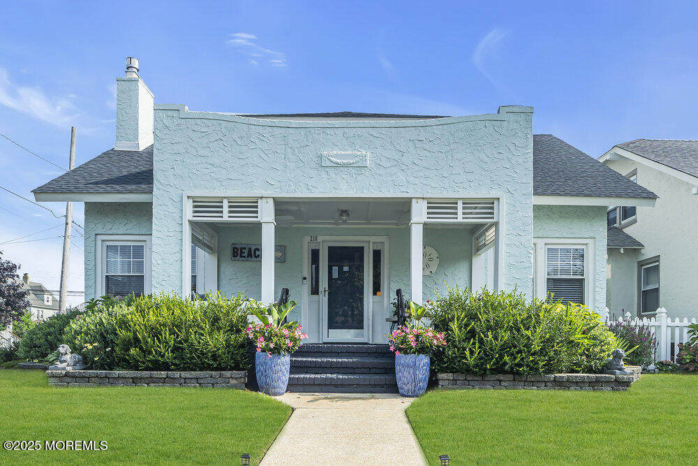 218 4th Avenue