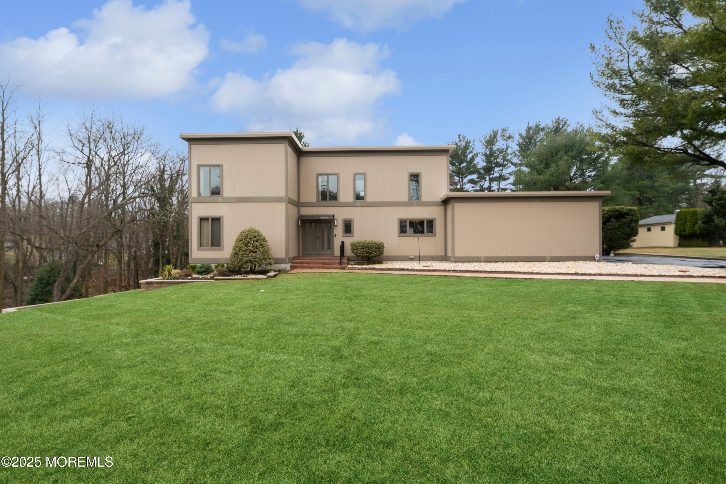 3 Holly Glen Way, Holmdel, New Jersey image 1