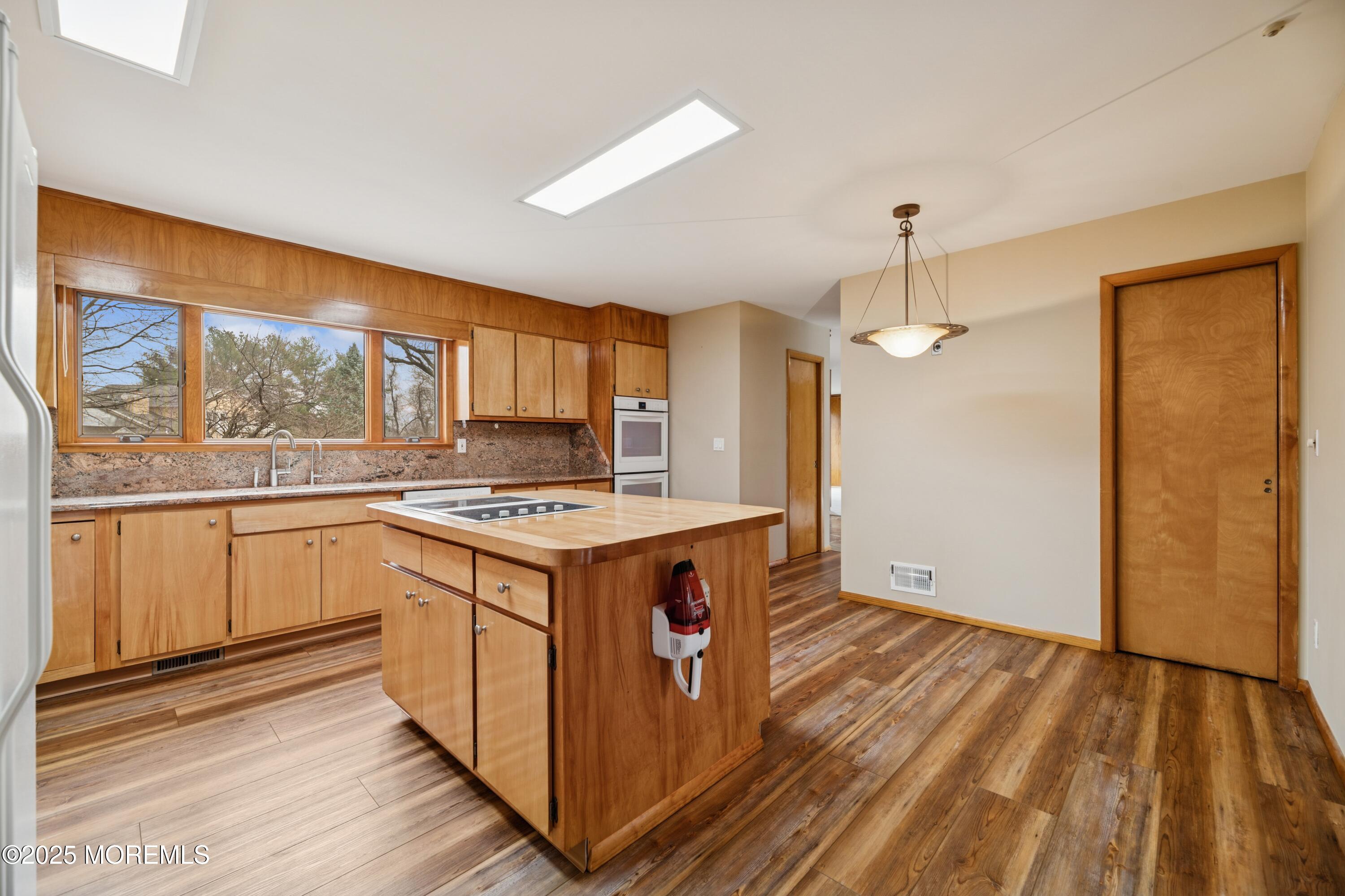 3 Holly Glen Way, Holmdel, New Jersey image 21