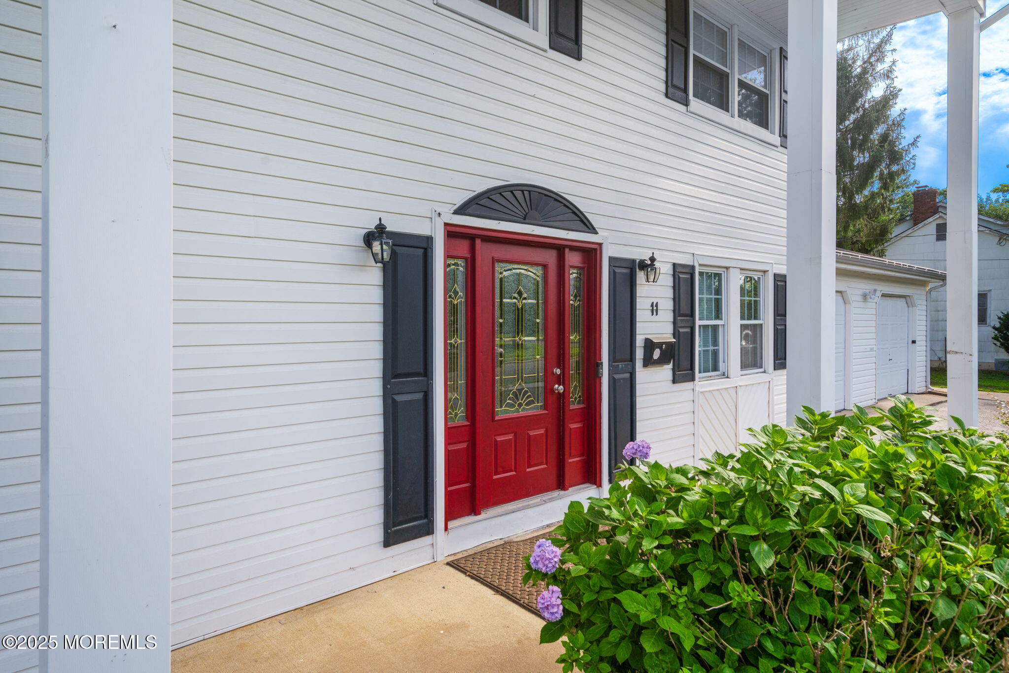 11 N Westfield Road