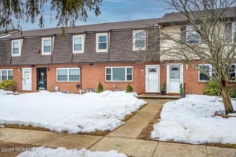 Condo For Sale - 506 Linda Court<br/> Brick, NJ 08724