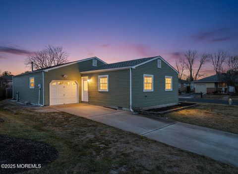 2 Seville Place Toms River NJ 08757