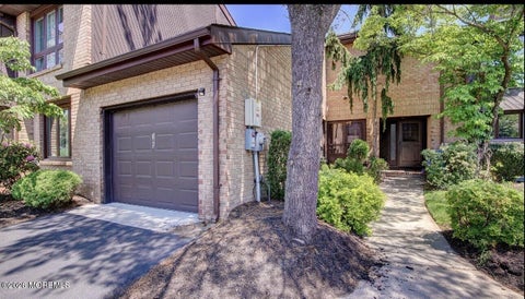 Condo For Sale - 185 Nathan Drive<br/> North Brunswick, NJ 08902