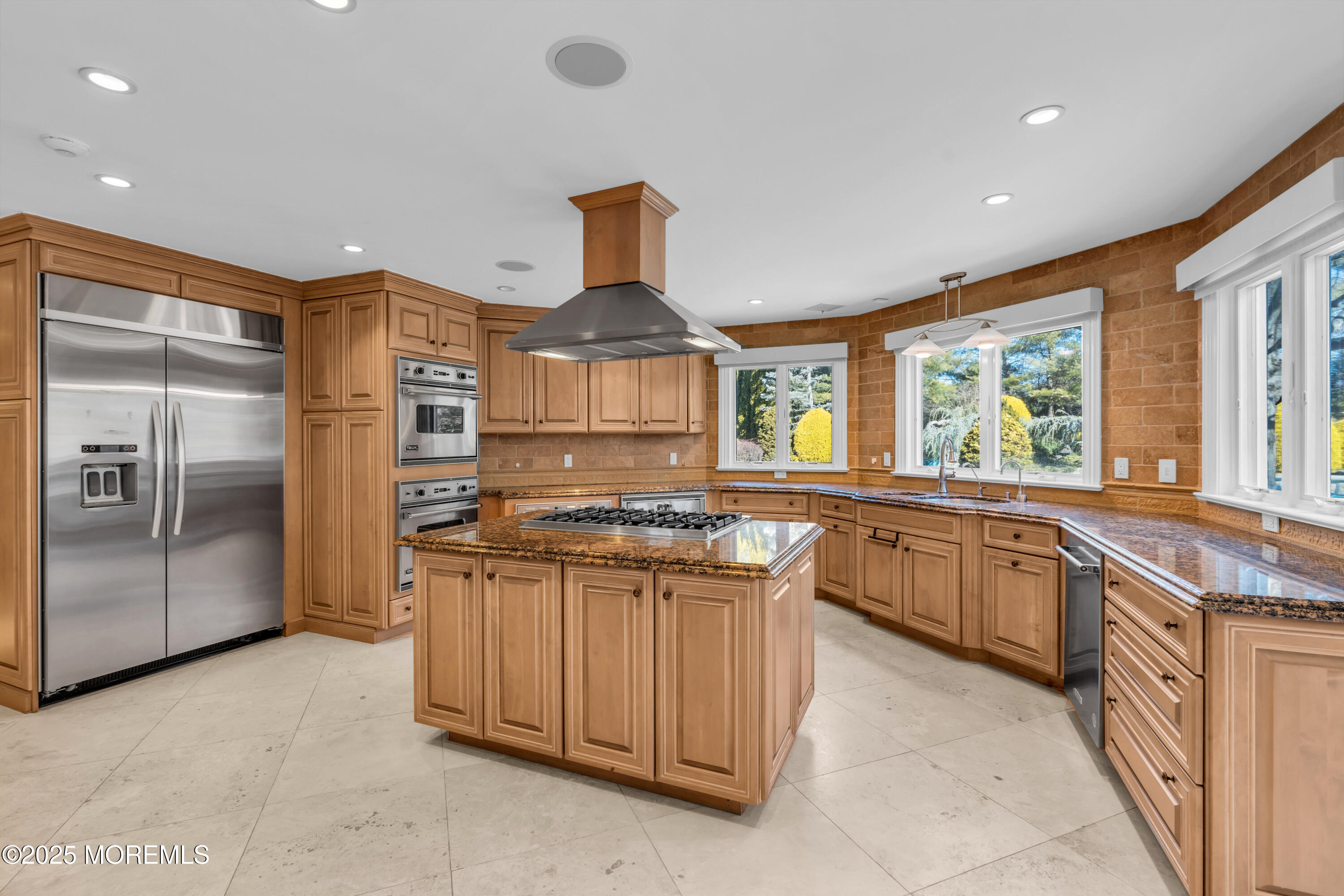 100 Sandalwood Drive, Marlboro, New Jersey image 19