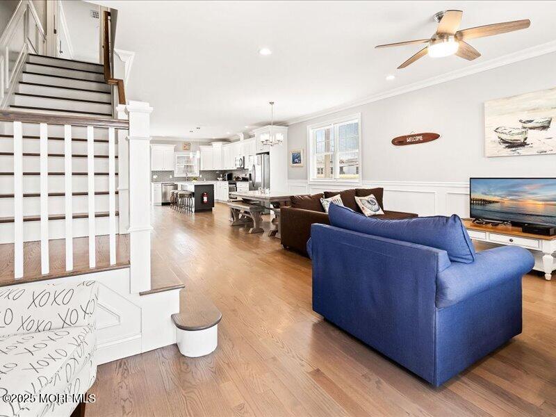 29 7th Avenue B