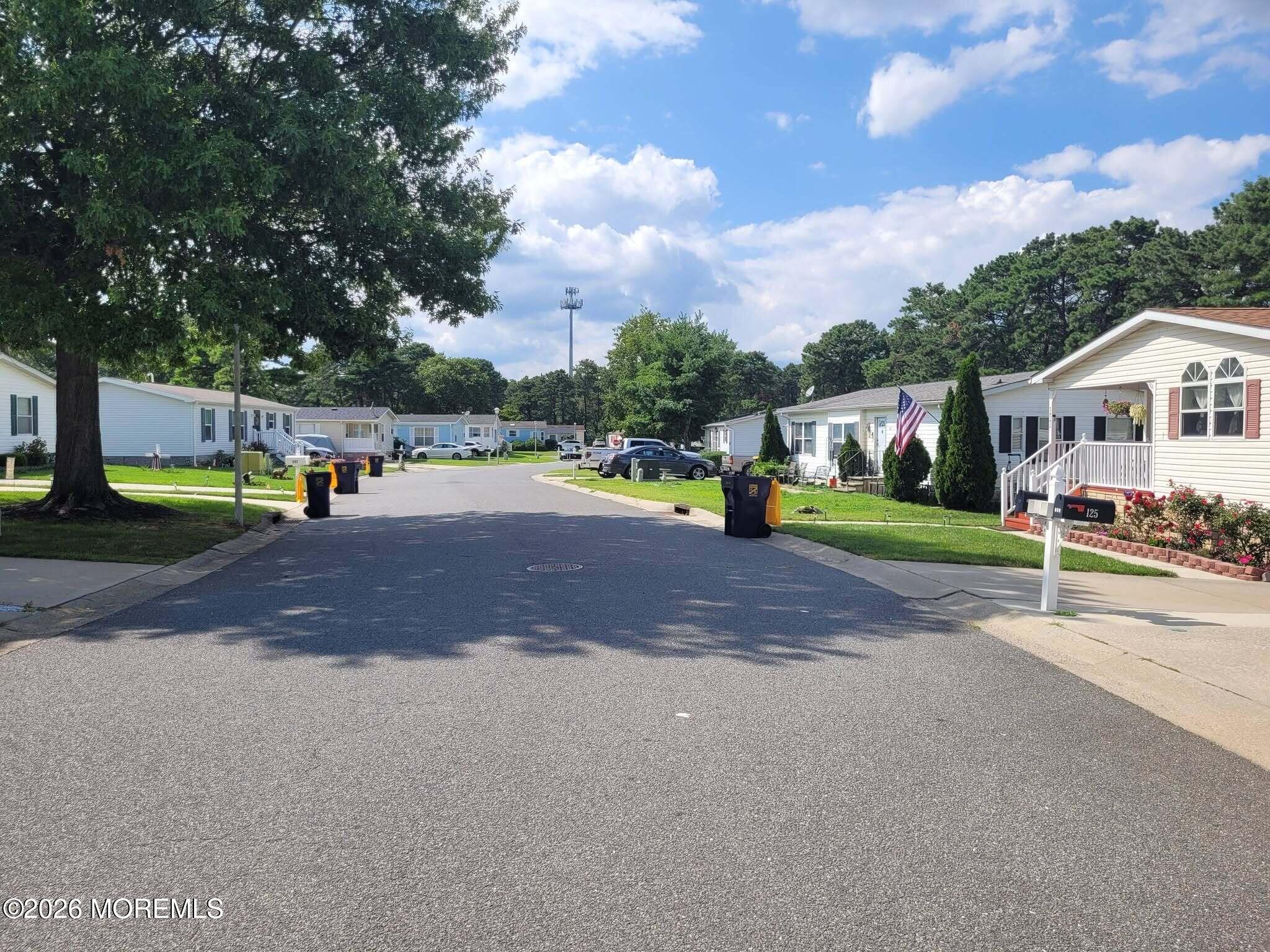 123 Briarwood Court