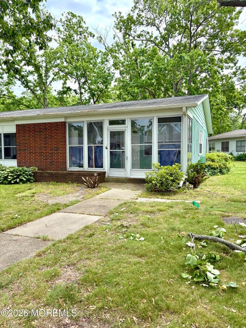 Condo For Sale - 99F Edinburgh Lane<br/> Lakewood, NJ 08701