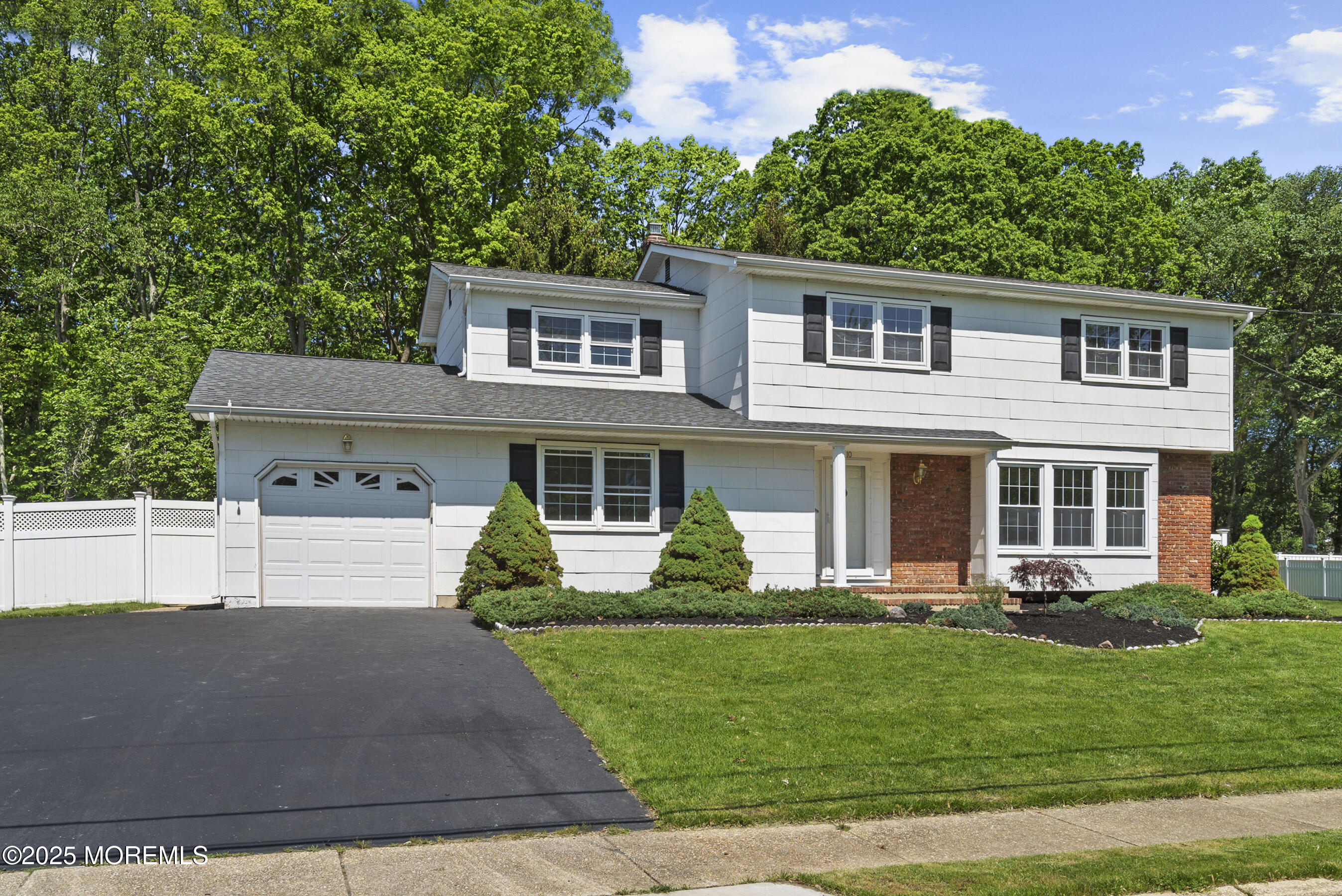 10 Pepperidge Road, Howell, New Jersey image 4