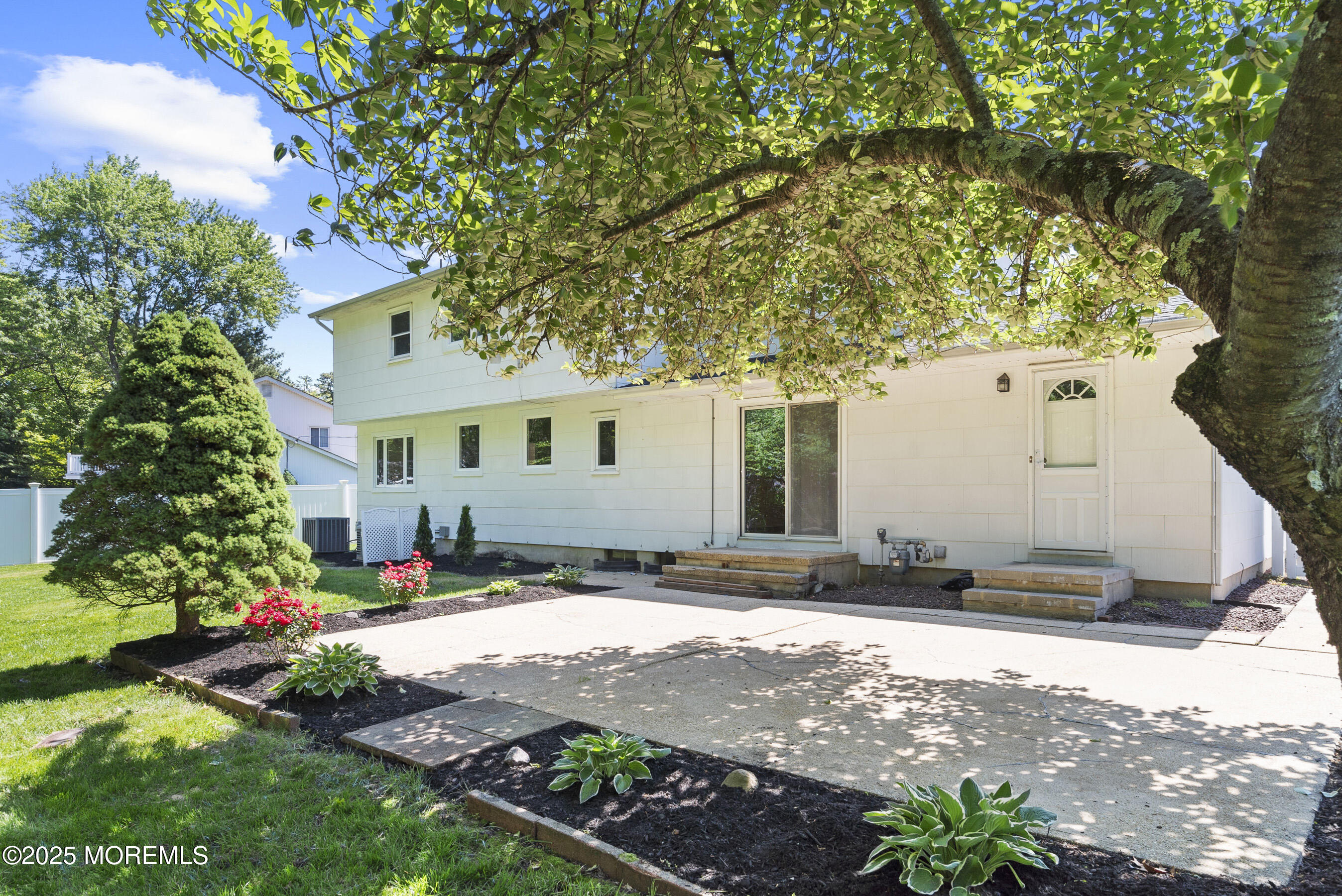 10 Pepperidge Road, Howell, New Jersey image 45