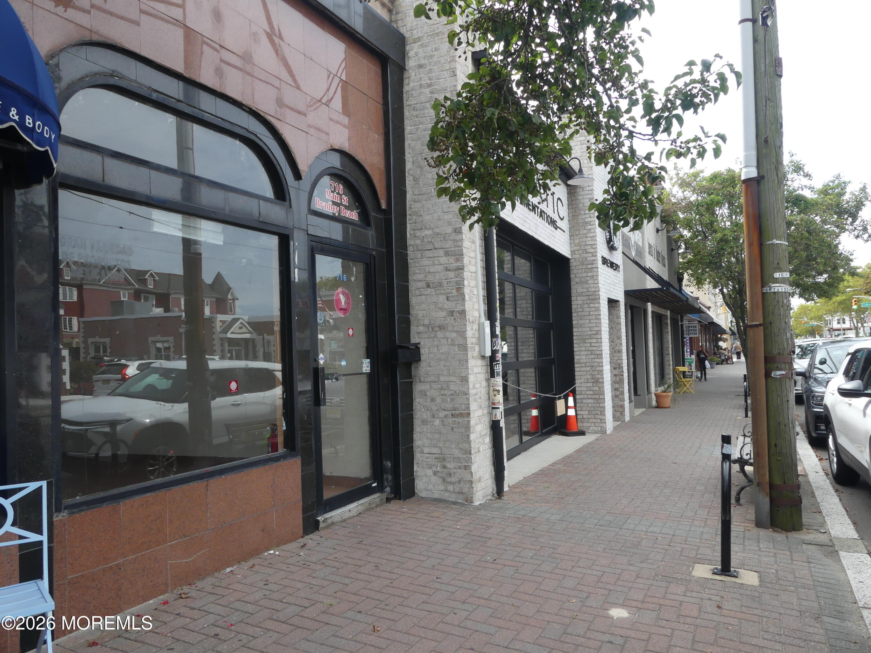 716 Main Street