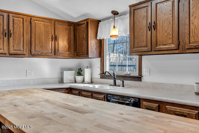 548 Albermarle Road, Brick, New Jersey image 16