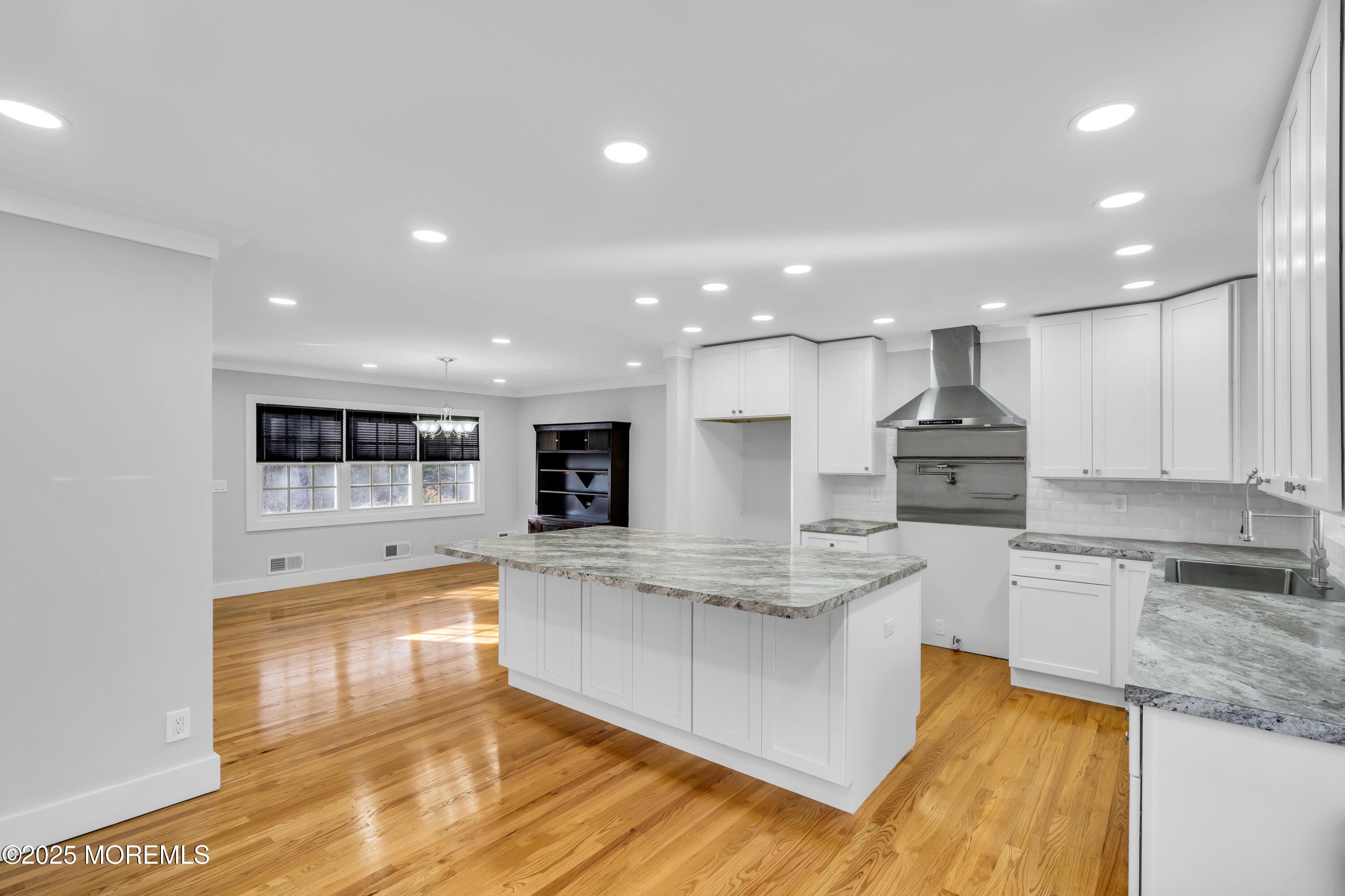142 Freehold Road, Manalapan, New Jersey image 12