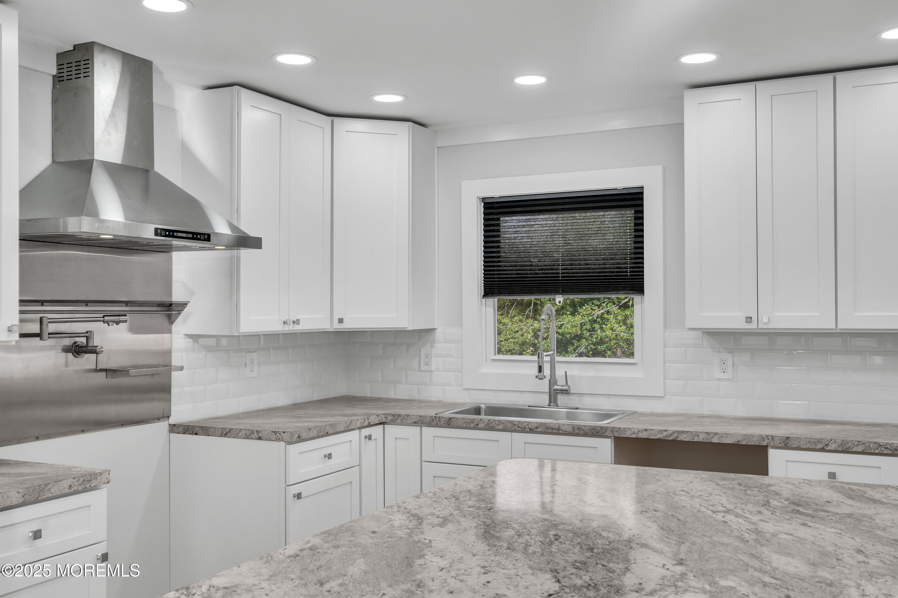 142 Freehold Road, Manalapan, New Jersey image 10