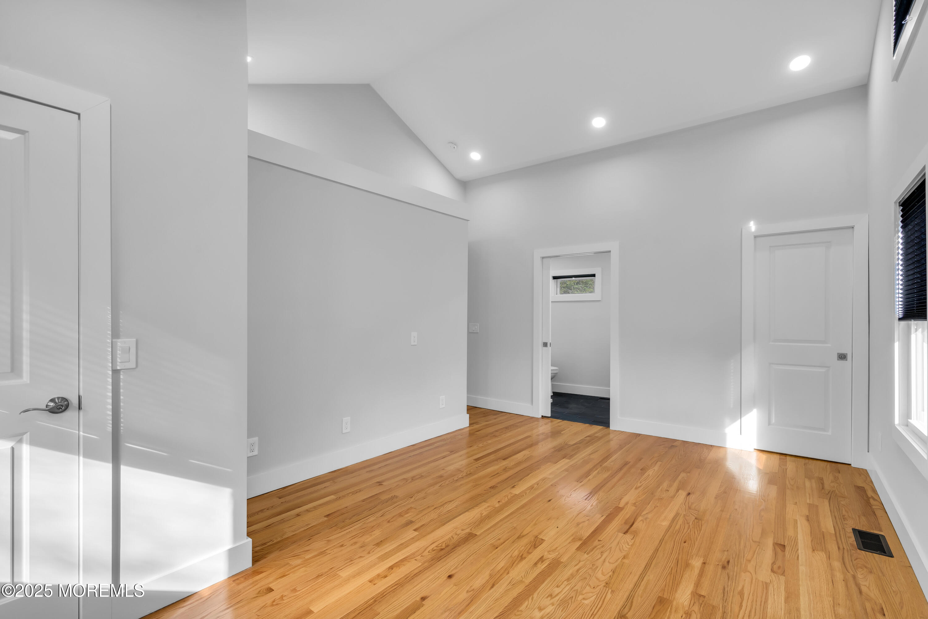 142 Freehold Road, Manalapan, New Jersey image 15