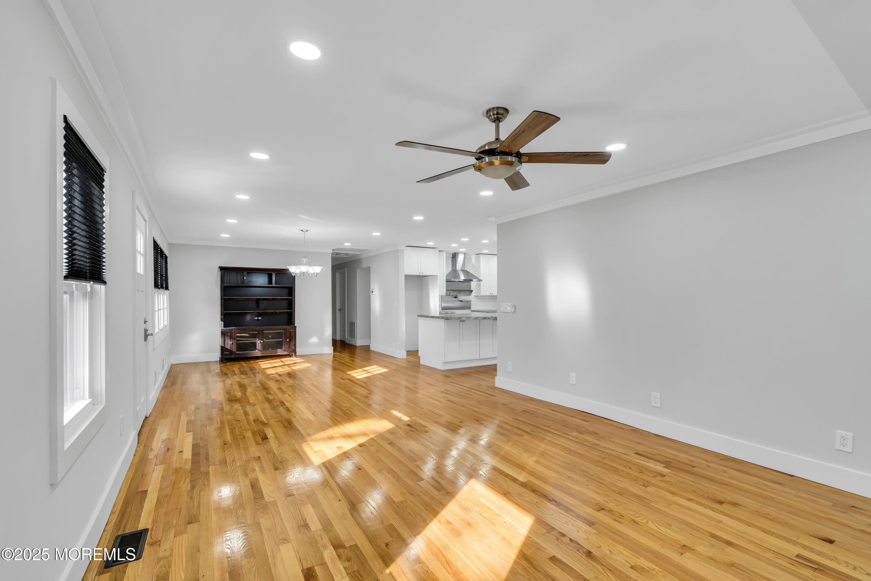 142 Freehold Road, Manalapan, New Jersey image 8