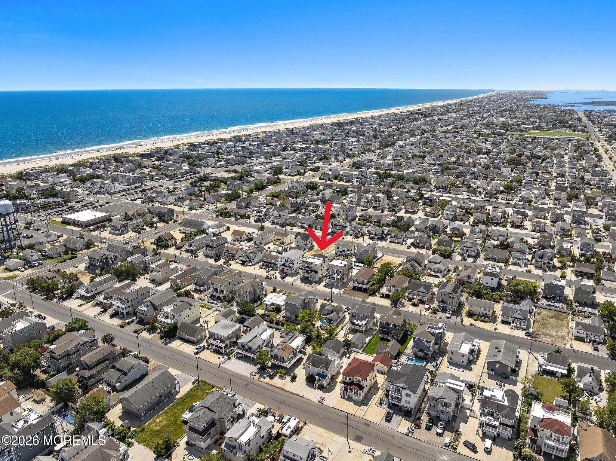 242 N 8th Street