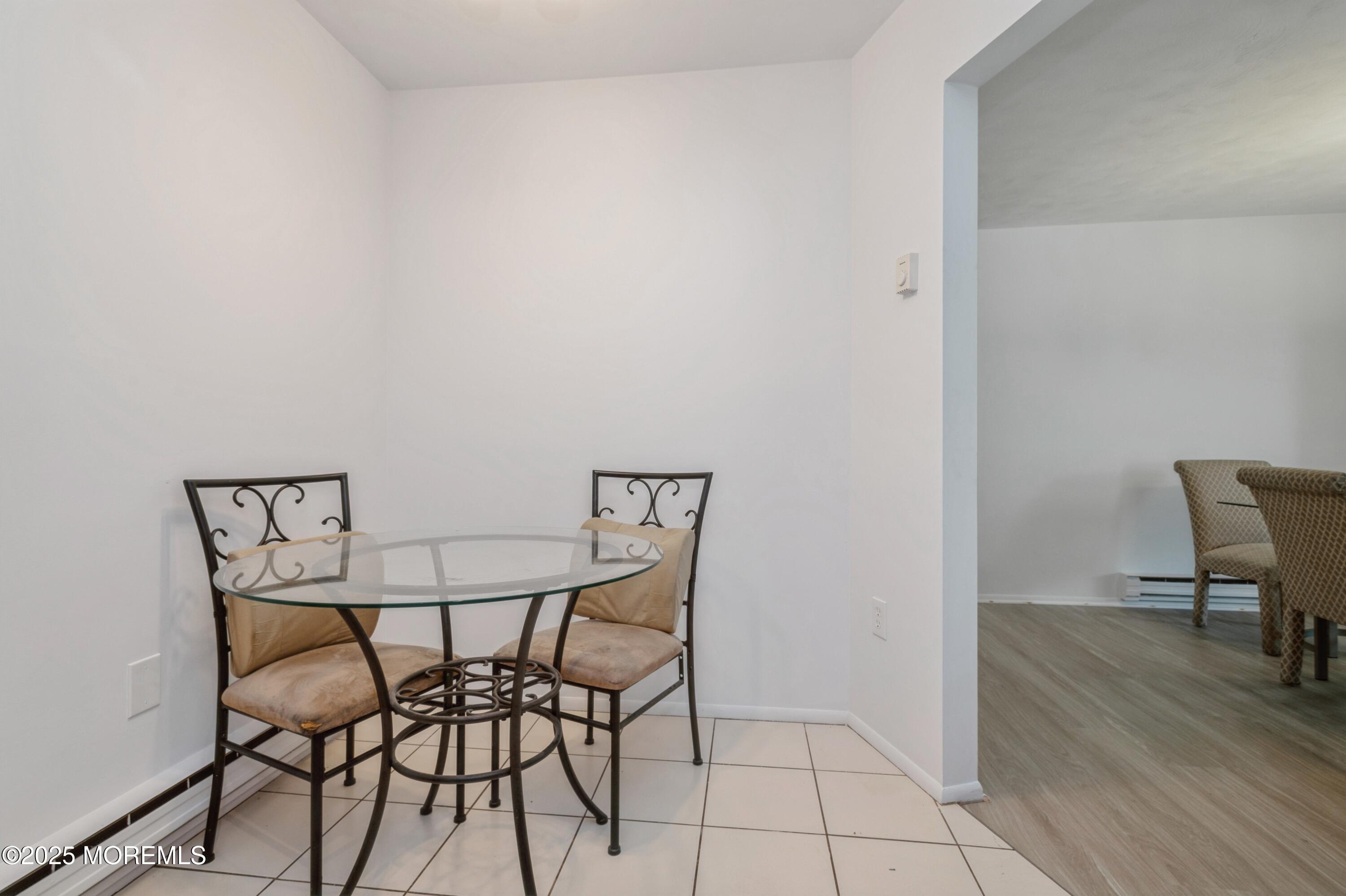 58 Amberly Drive #E, Manalapan, New Jersey image 7