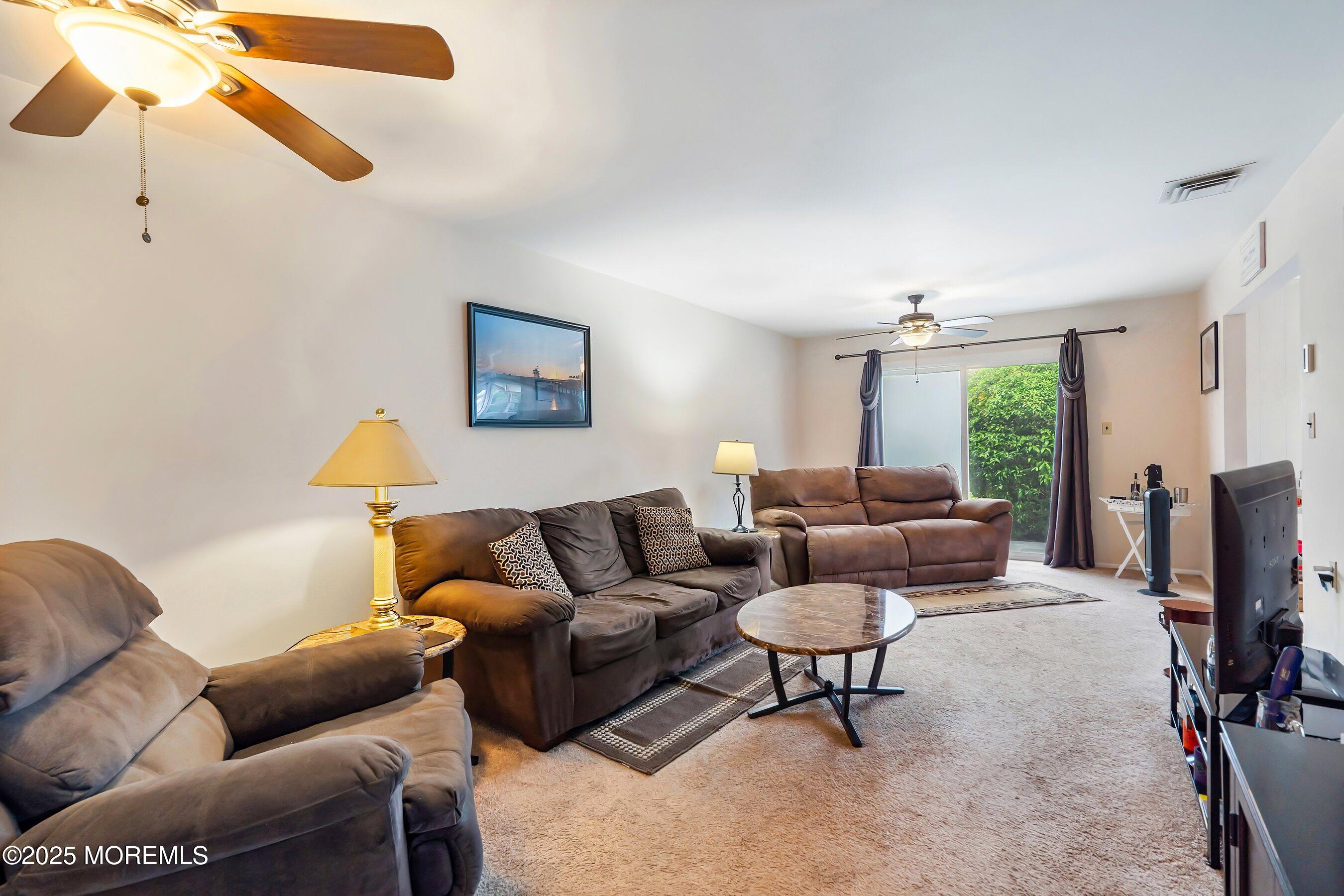 124 Blake Circle, Brick, New Jersey image 4