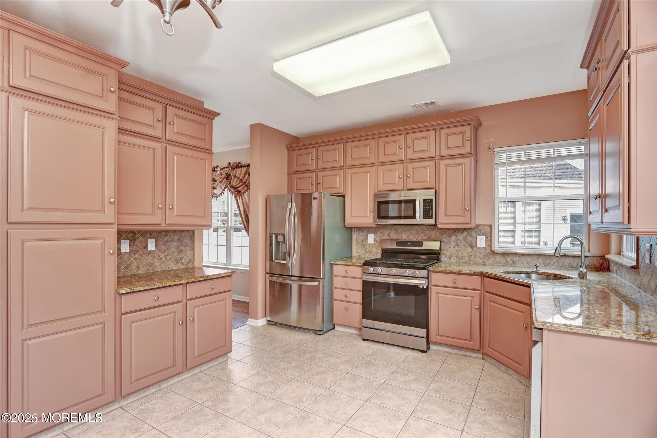 15 Petra Drive, Morganville, New Jersey image 17