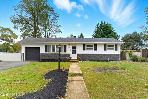 Photo of 46 Pheasant Drive, Bayville, NJ 08721 (MLS # 22530931)