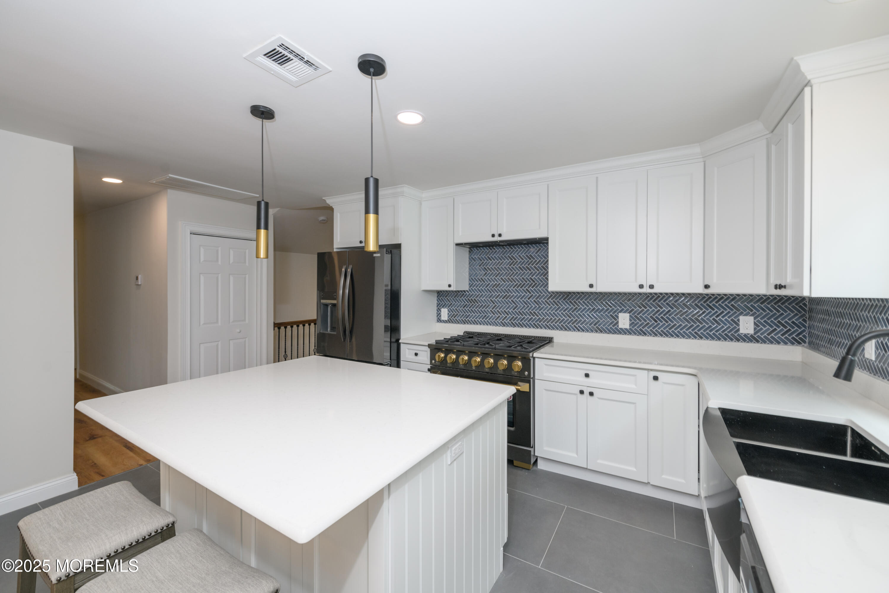 353 Lorillard Avenue, Union Beach, New Jersey image 40