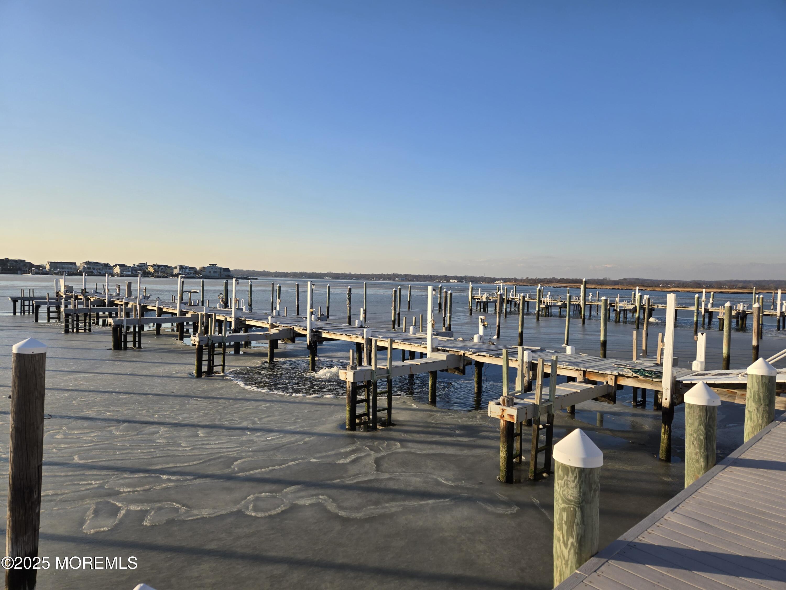 98 Wharfside Drive, Monmouth Beach, New Jersey image 32