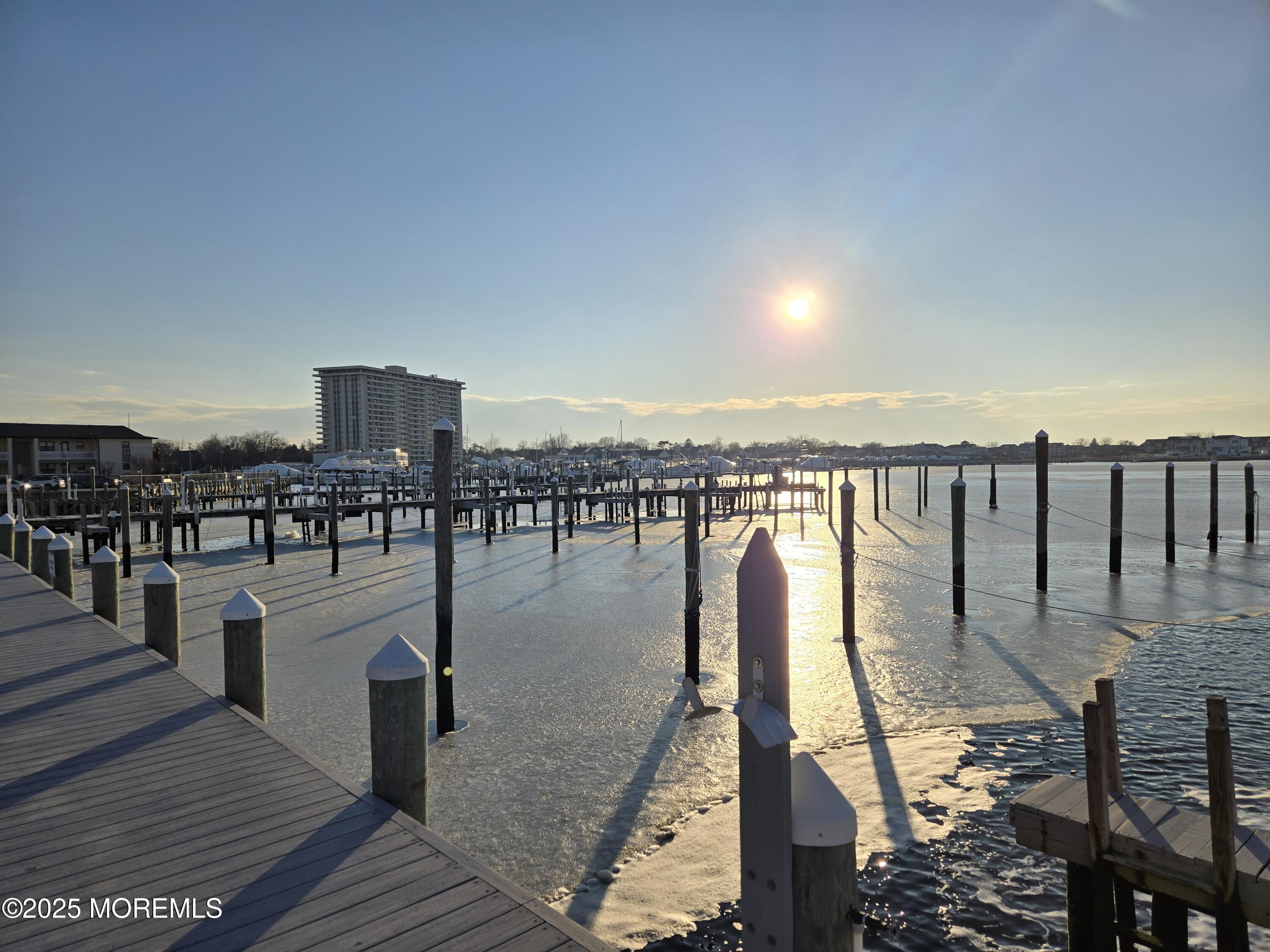 98 Wharfside Drive, Monmouth Beach, New Jersey image 30