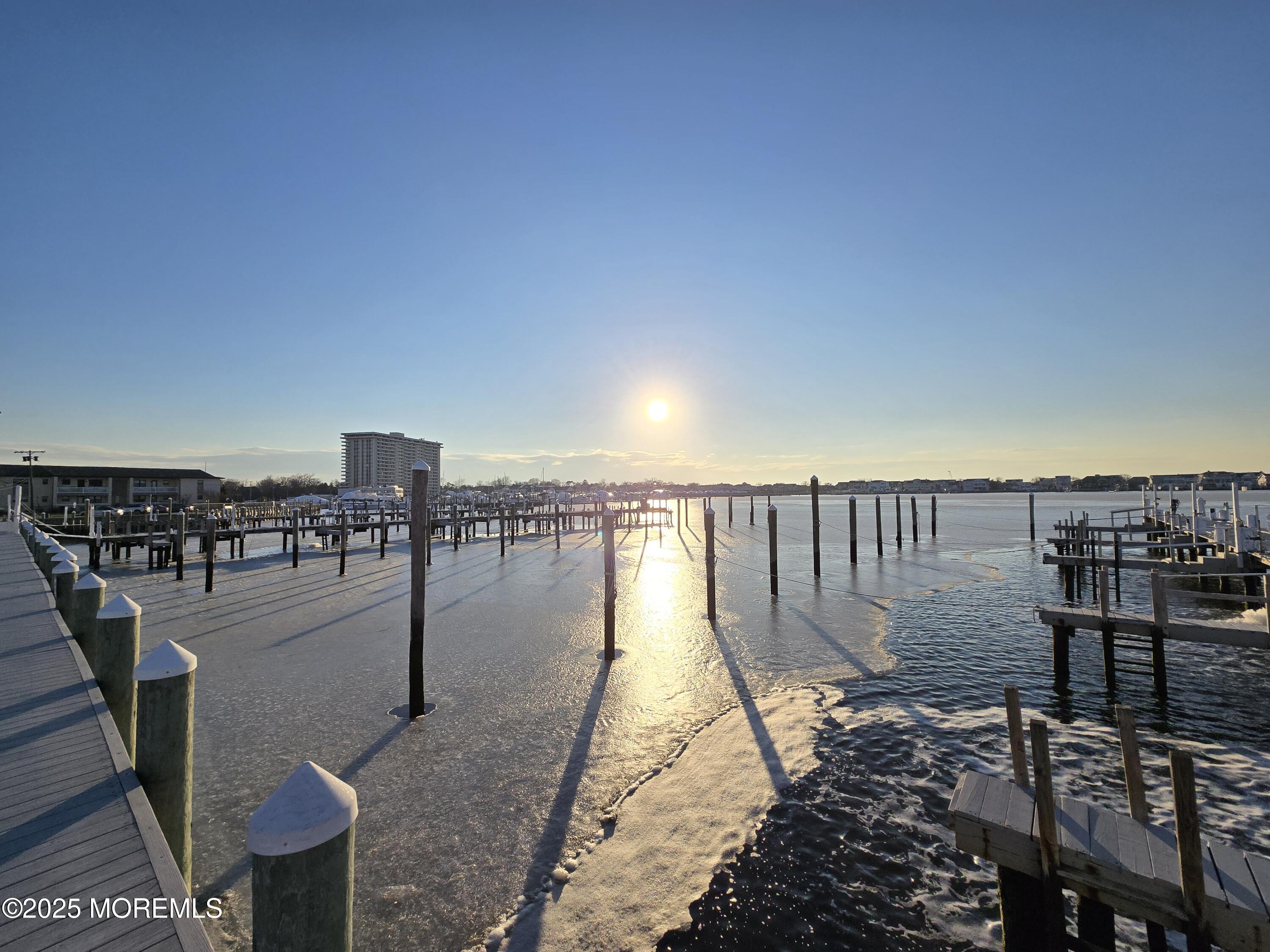 98 Wharfside Drive, Monmouth Beach, New Jersey image 35