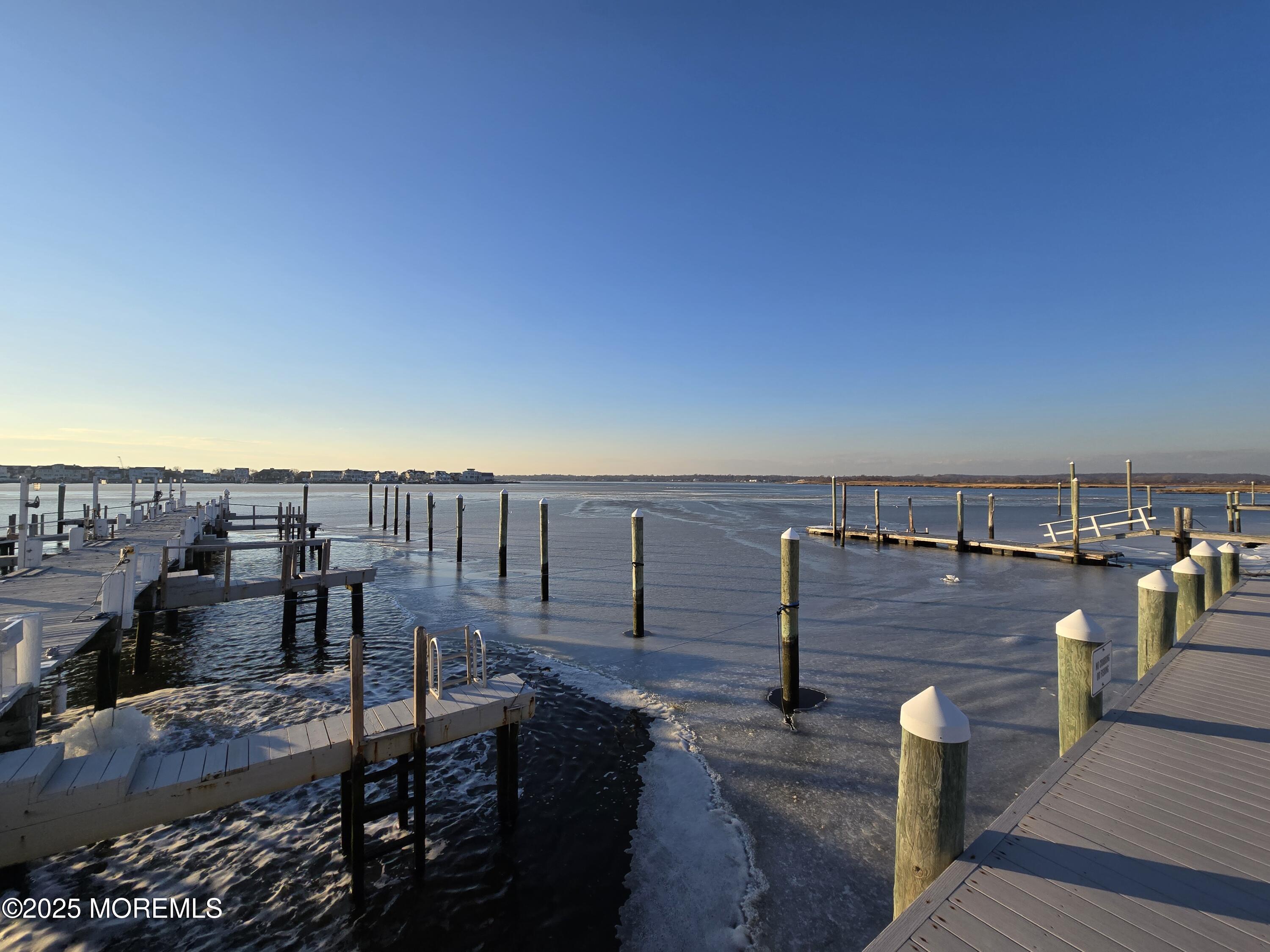 98 Wharfside Drive, Monmouth Beach, New Jersey image 36