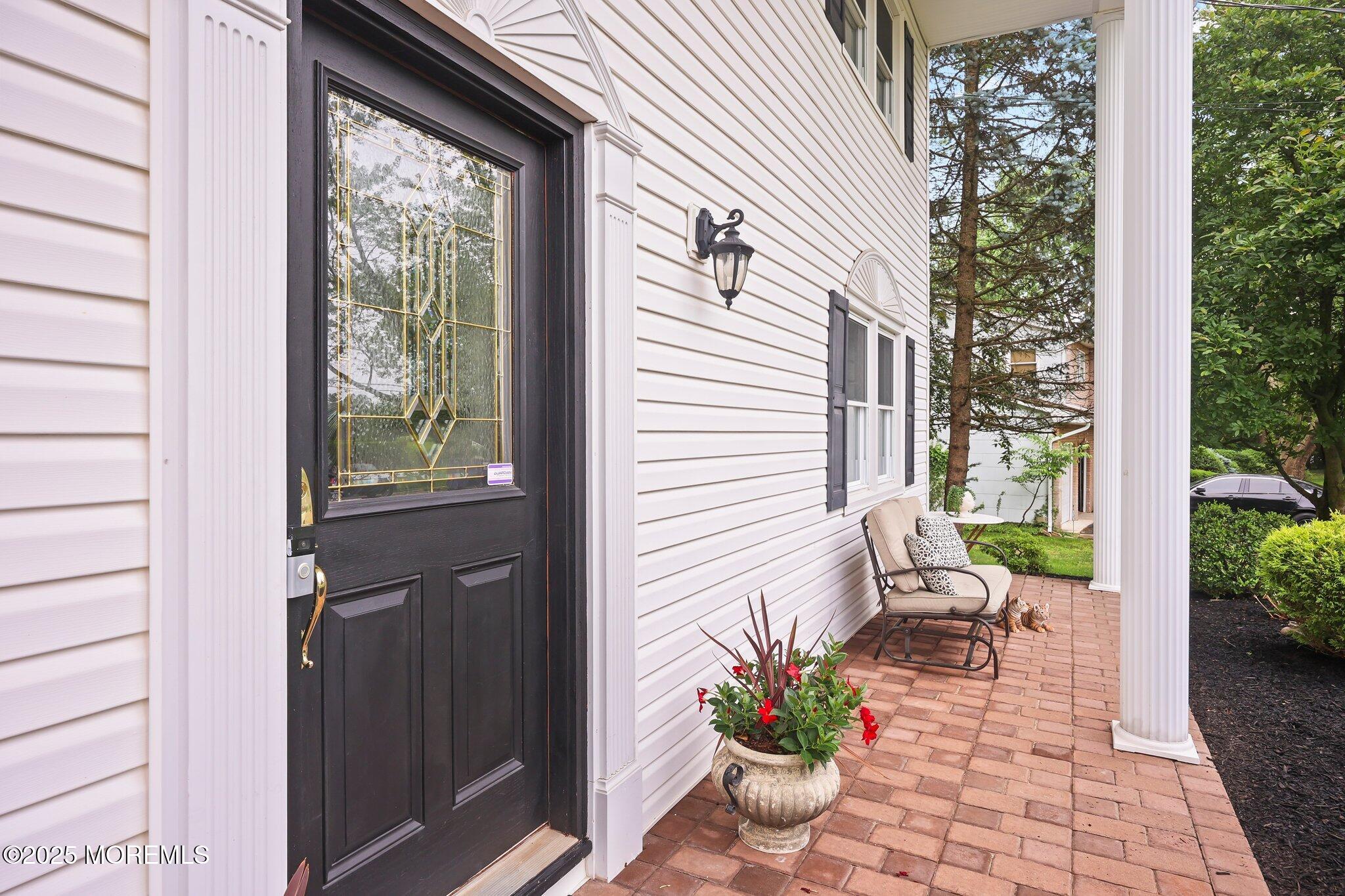 4 Lake Louise Road