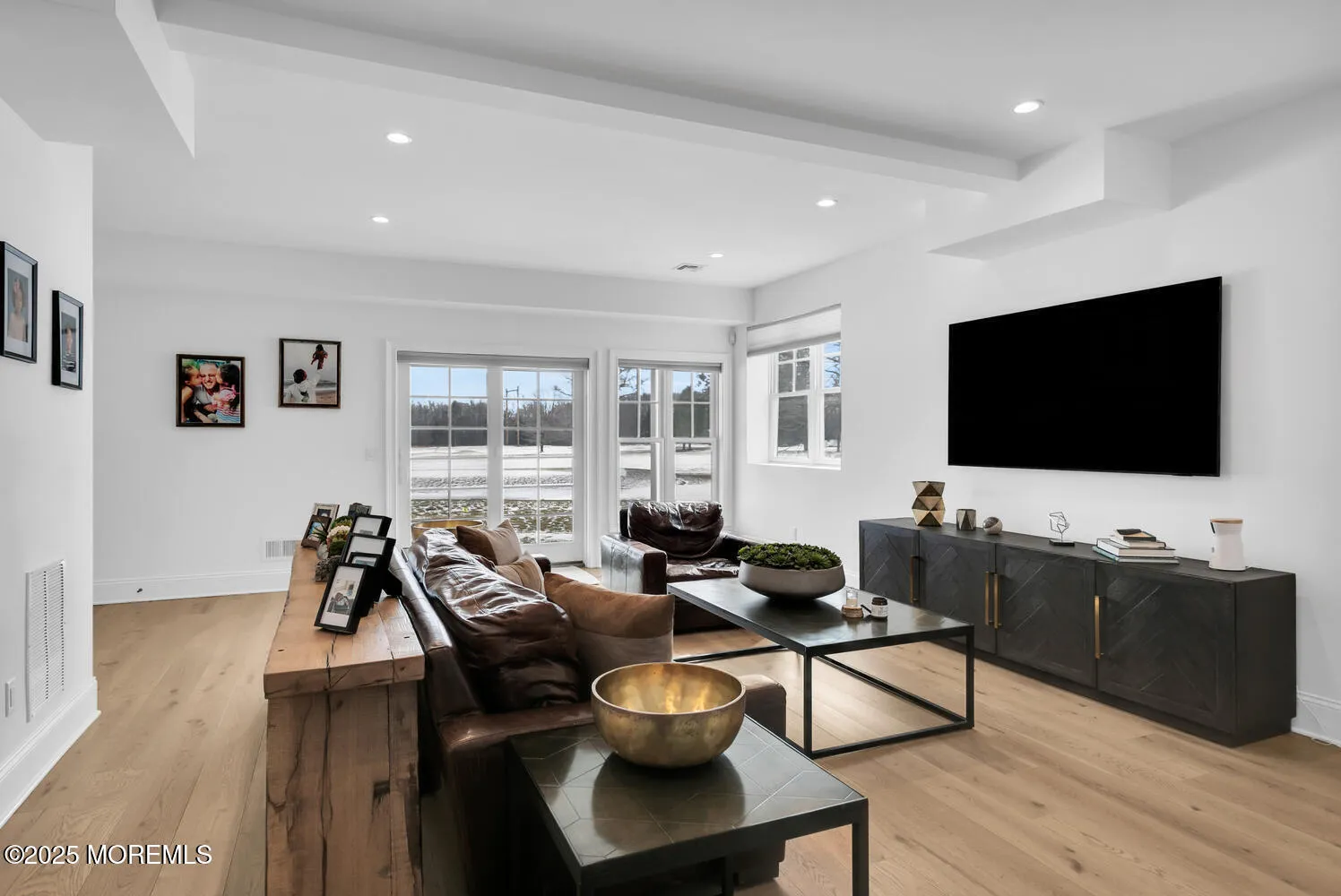 Eatontown, New Jersey 07724, United States, 3 Bedrooms Bedrooms, ,4 BathroomsBathrooms,Residential,Active,4160