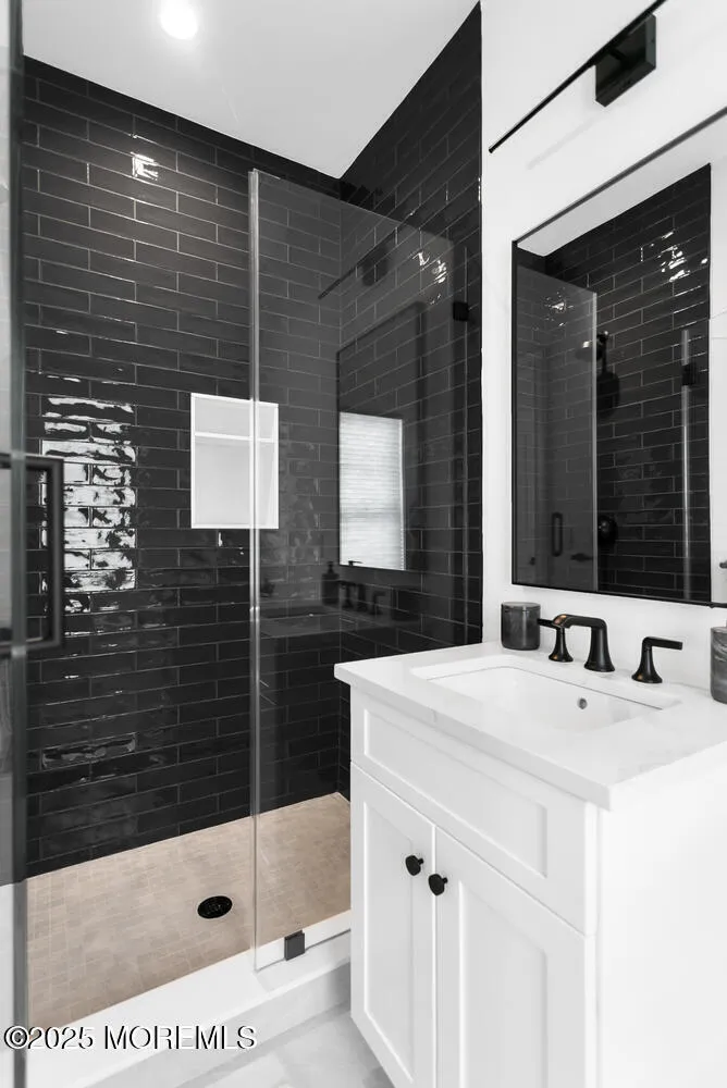 Eatontown, New Jersey 07724, United States, 3 Bedrooms Bedrooms, ,4 BathroomsBathrooms,Residential,Active,4160