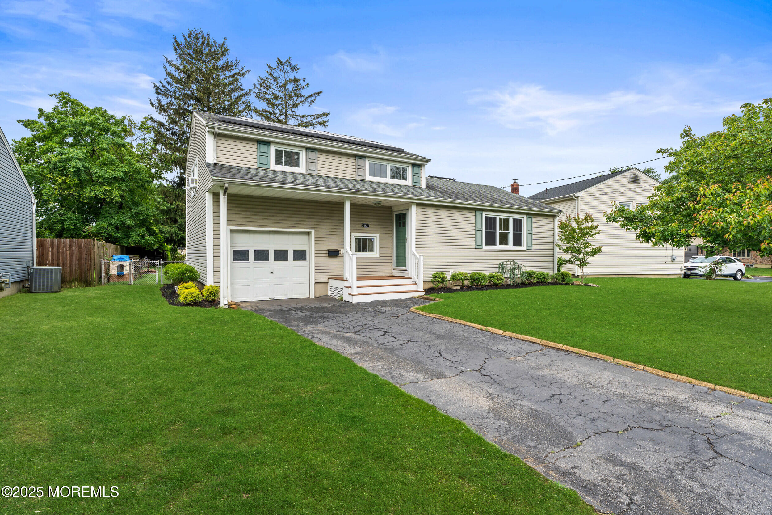 183 Crestview Drive, Middletown, New Jersey image 1