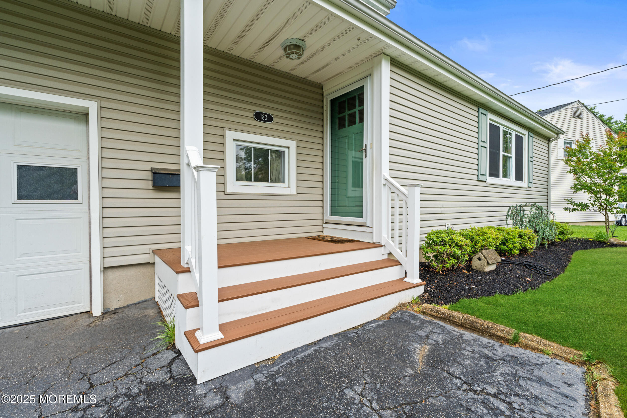 183 Crestview Drive