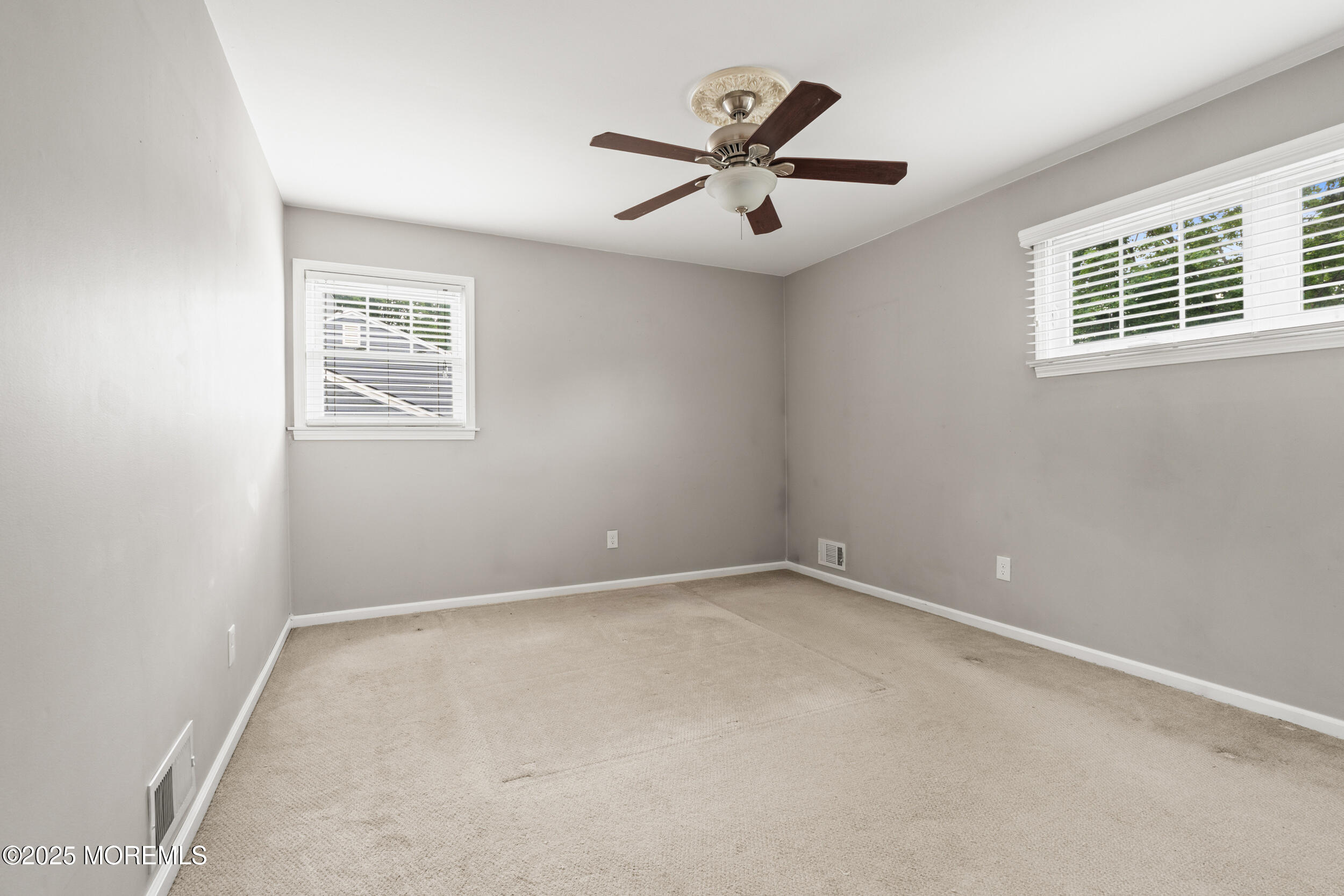 183 Crestview Drive, Middletown, New Jersey image 13